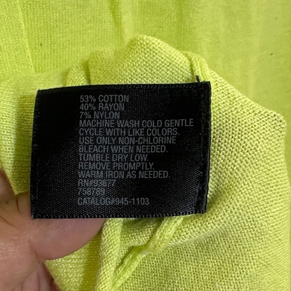 Worthington Chartreuse Blouse with Button Accents, size 2X - Picture 8 of 8